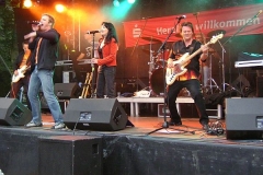 beachparty_2007_20120228_2016080297